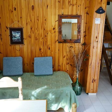 Apart Flavia Carhue Bagian luar foto